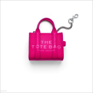 HOT PINK ACCESSORIES/Charms/The Nano Tote Bag Charm